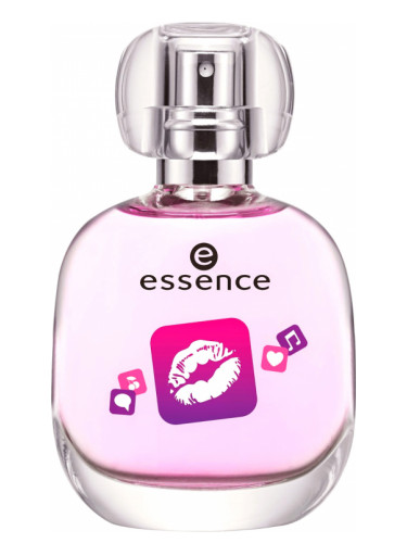 essence Kiss